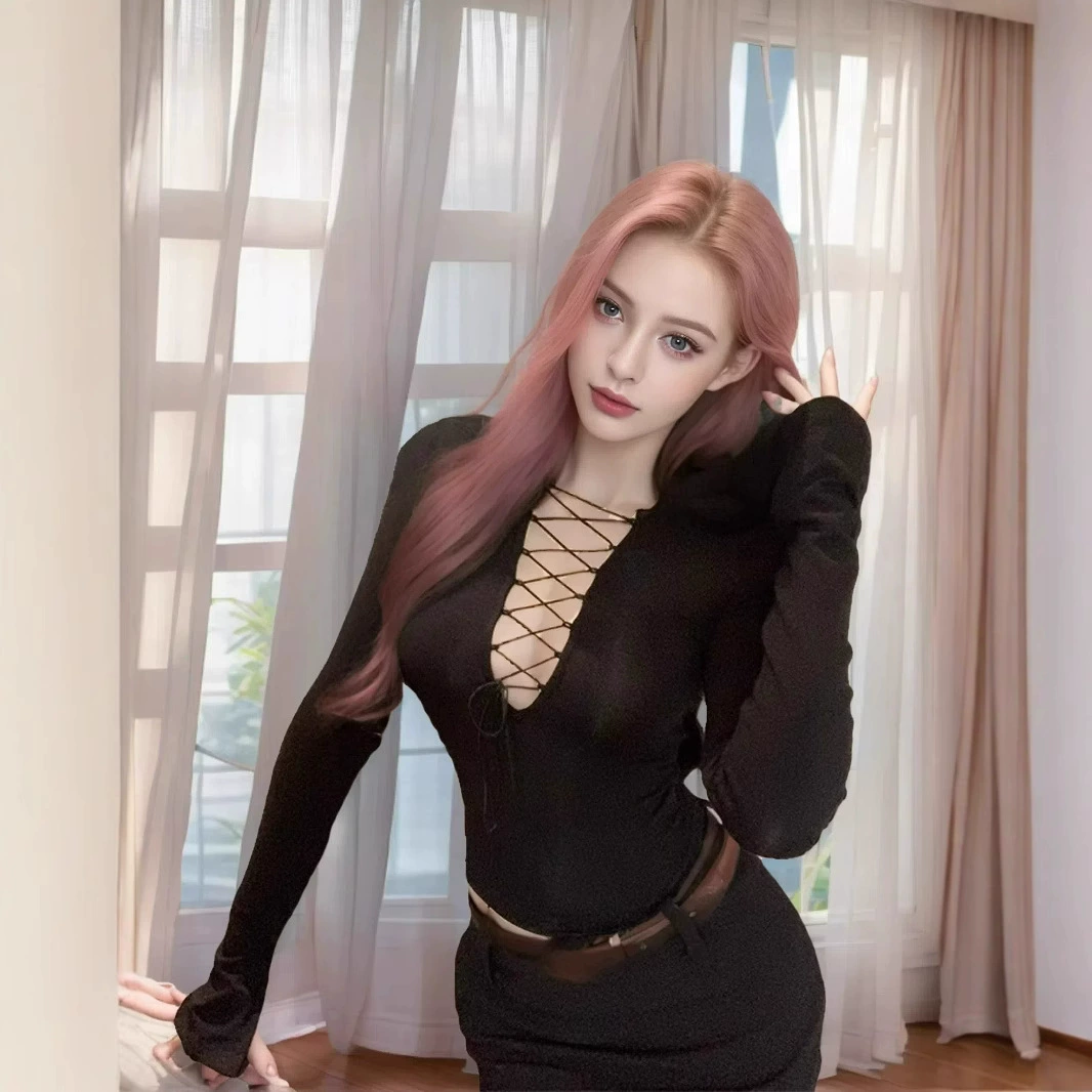 Трансграничная 2024 новая горячая девушка глубокая v-образный ремешок с ремешком футболка женская осень с длинными рукавами обтягивка с коротким внутренним желанием