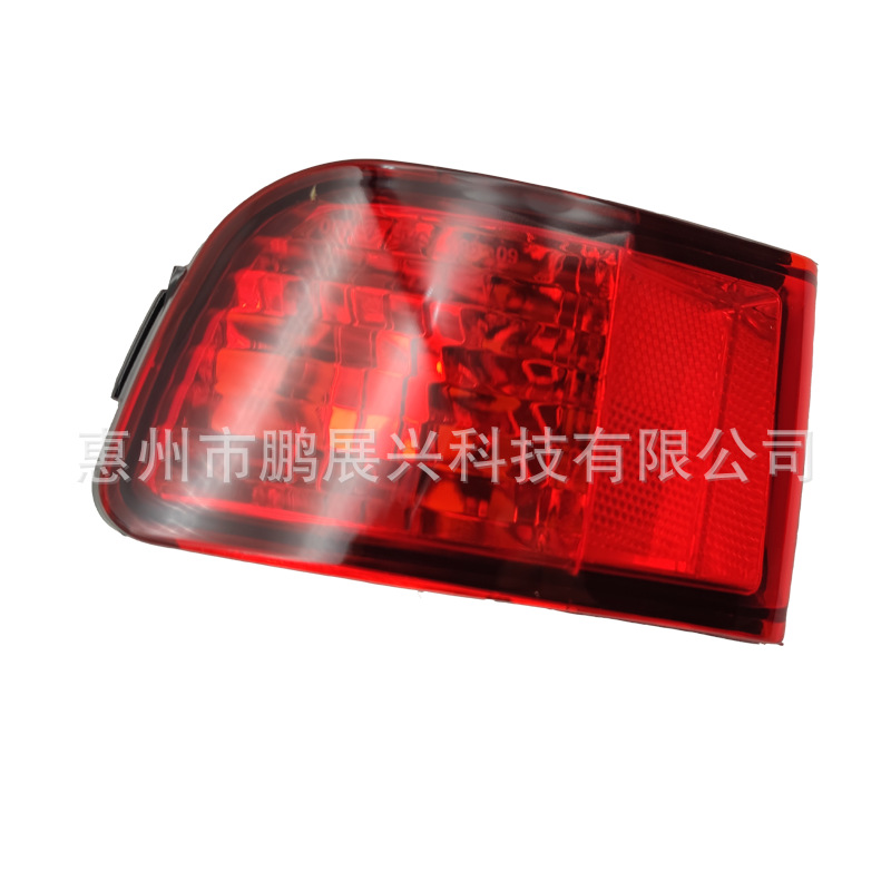 03-09款普拉多后杠灯