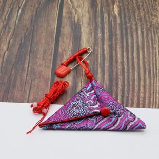 9*12 big triangle dragon year safety talisman bag empty bag Rune bag red rope fetal hair bag handmade triangle portable Rune bag empty bag