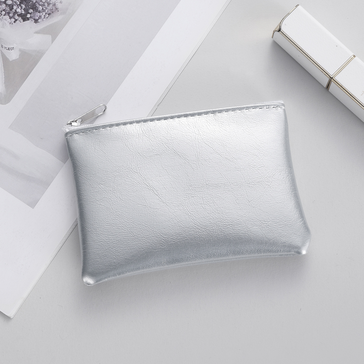 Nuevo tipo de monedero de cuero simple para hombres y mujeres larga con cremallera, bolso de mano de moda de gran capacidad, bolso de tarjetas de ocio multifuncional