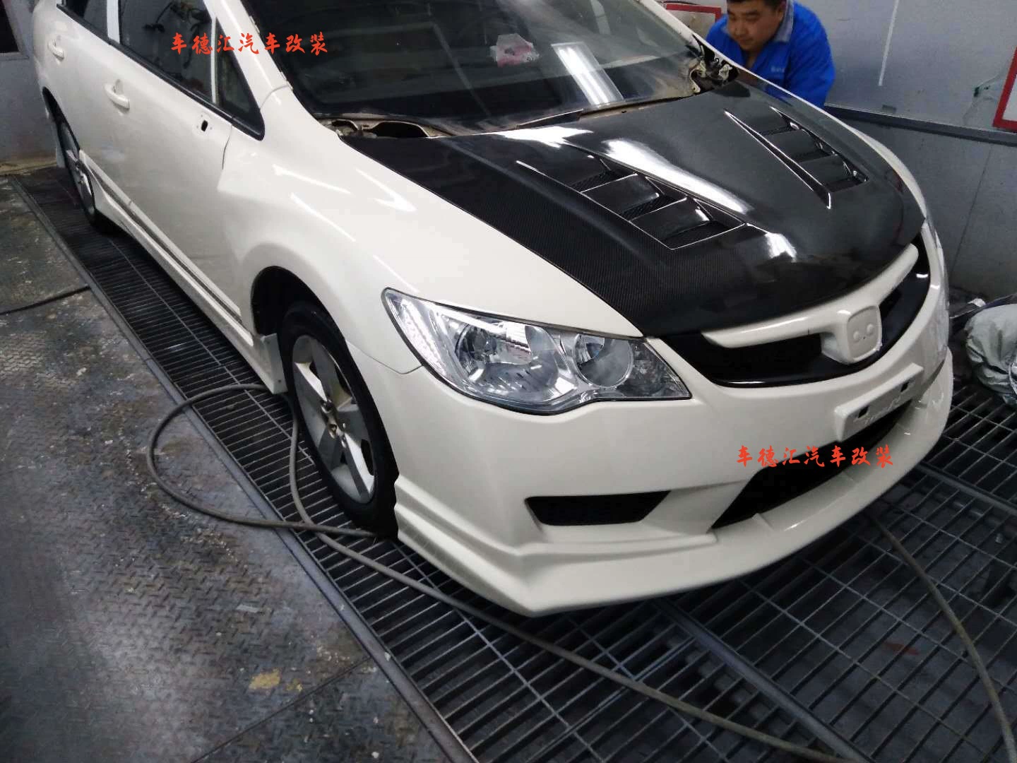Подходит для крыла карбонового покрытия Siming Honda Civic FD2 окантовка карбонового волкоровая крышка головки