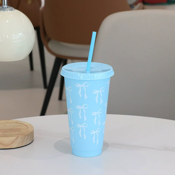 With bow, blue