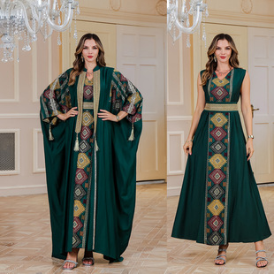 in stock Cross Border Middle Eastern Clothing Muslim Embroidered Robe Abaya Light Luxury Evening Dress Two-piece dress