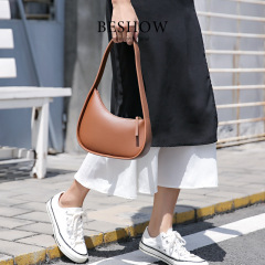 2024 New Crescent-Shaped Leather Women's Bag Summer Single Strap Unique Design High-Quality Texture Versatile Fashion Underarm Bag