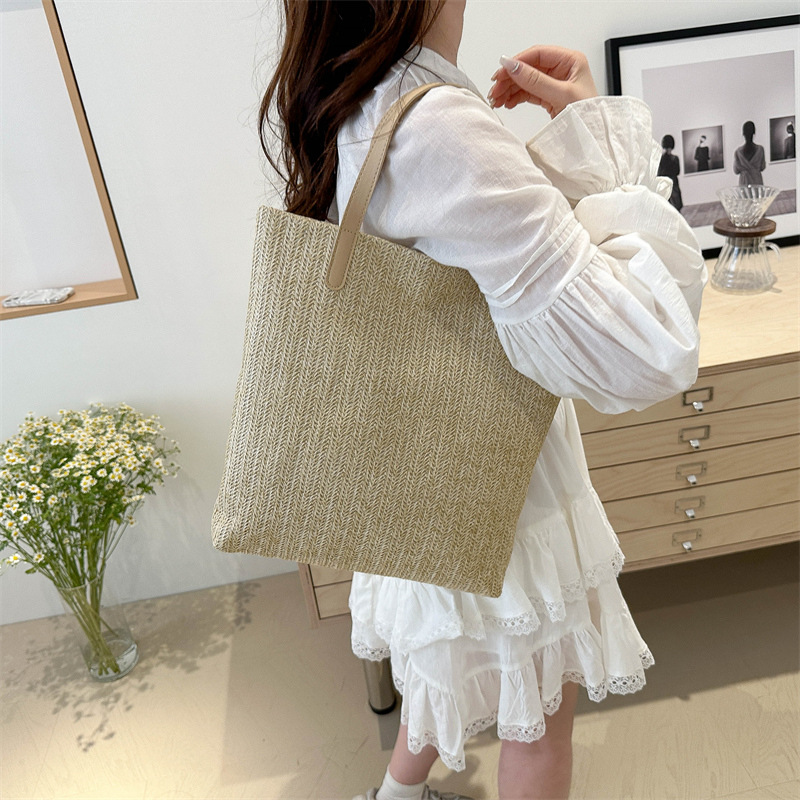 Bolsa de tejido para mujeres este nuevo verano ins simple bolsa de paja de viaje diario bolsa roja