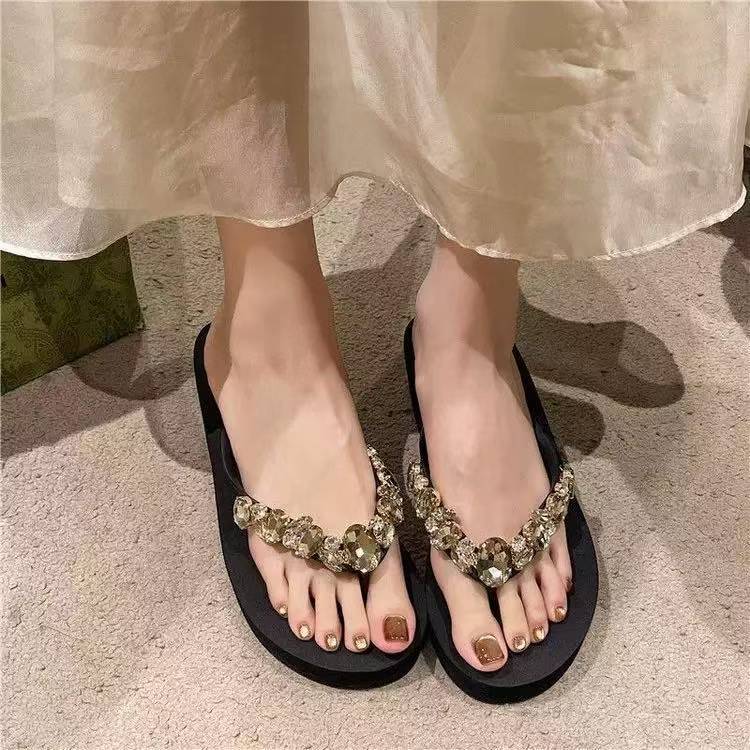 Summer New Style Flip-Flops for Women, Thick-Soled Height-Increasing Sandals, Comfortable and Versatile Casual Niche Ins-Style Sandals