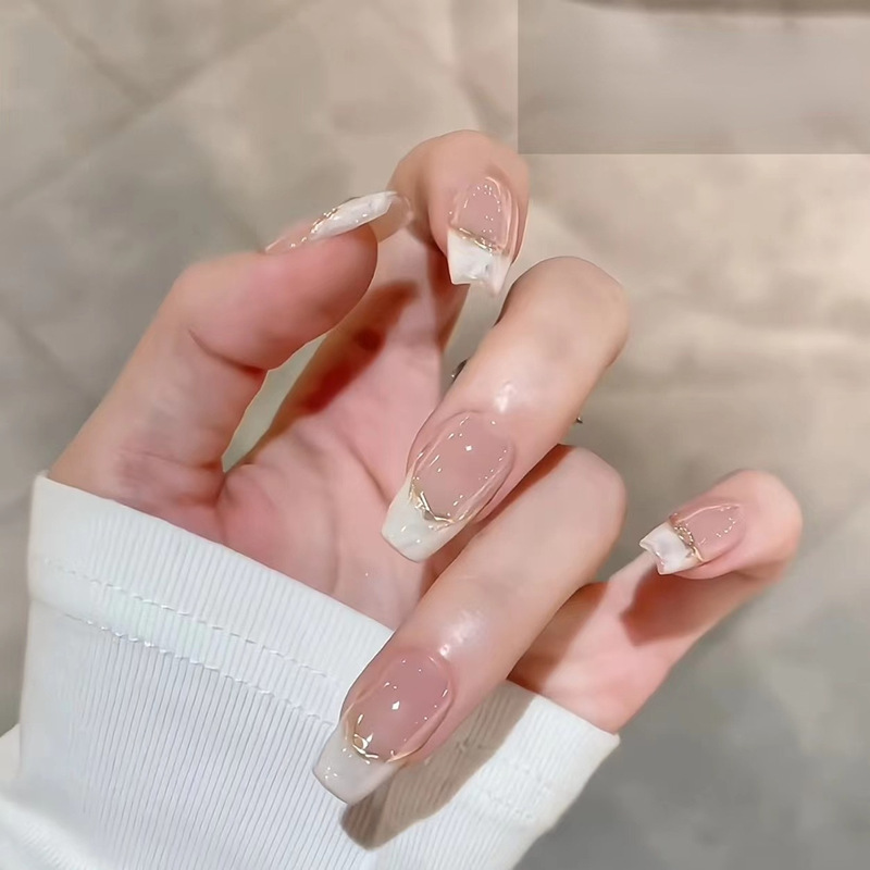 Wholesale Handmade Wearable Nails, French White Edge Smudged, High-End, White, Simple and Elegant, Short Manicure Patches