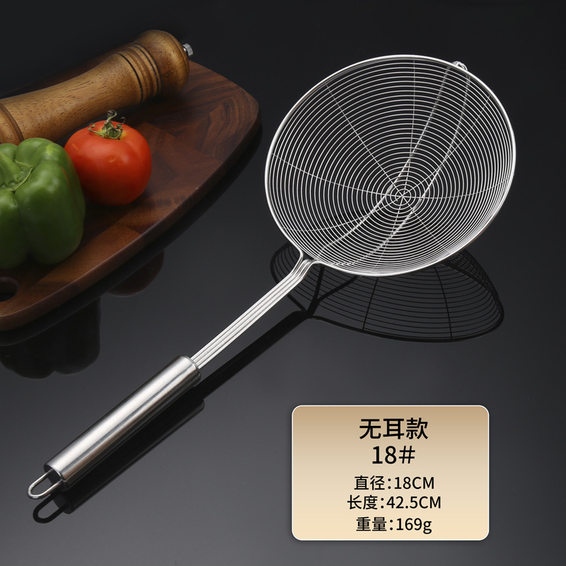 Cuchara de cuatro hilos con mango redondo de acero inoxidable 18