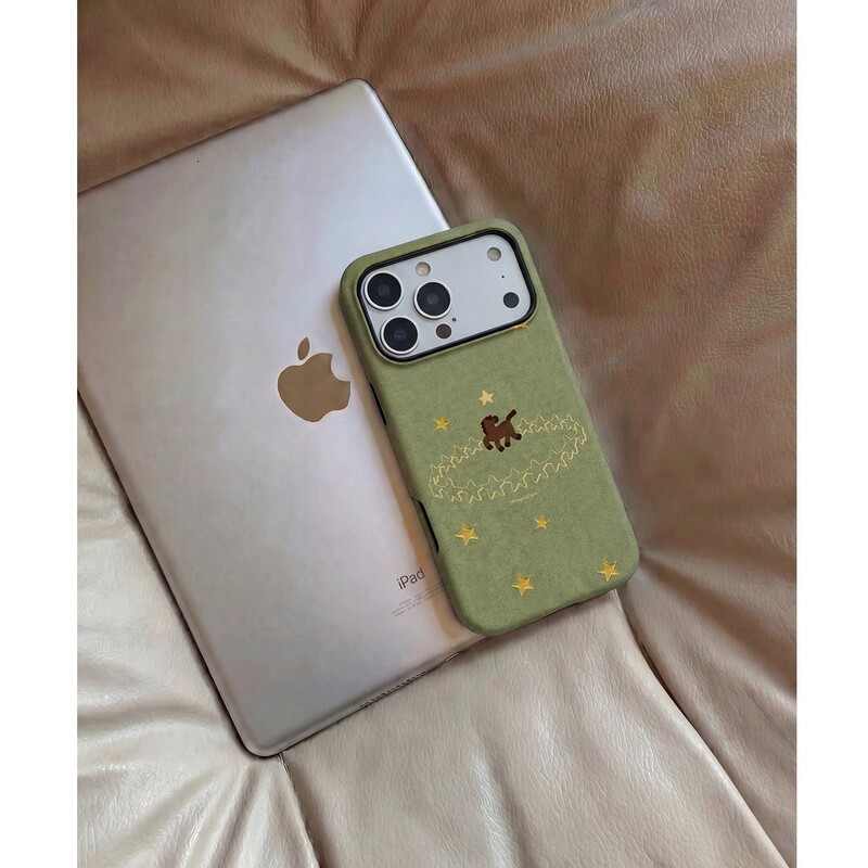 Green Stars Surround the Little Horse, Suitable for Apple 17Promax Film Two-In-One Phone Case, Matte Finish for Xiaomi and Huawei Green Stars Surround the Little Horse, Suitable for Apple 17Promax Film Two-In-One Phone Case, Matte Finish for Xiaomi and Huawei