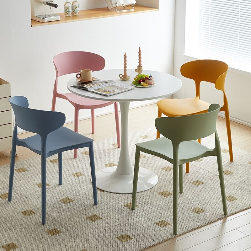 Horn-back chair, dining chair for home use, made of thickened plastic with a mesh backrest, comfortable for long-term sitting, suitable for rental apartments, desk stool Horn-back chair, dining chair for home use, made of thickened plastic with a mesh backrest, comfortable for long-term sitting, suitable for rental apartments, desk stool