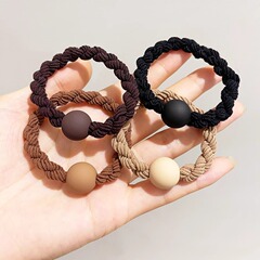 丸い玉の紐は髪の毛の筋を刺します。シンプルで高弾力で長持ちします。