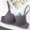 Фиолетовый