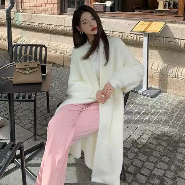 Imitation Mink Velvet Knitted Cardigan for Women in Autumn and Winter New Versatile Over-The-Knee Long Outer Wear Loose Lazy Style Sweater Jacket Imitation Mink Velvet Knitted Cardigan for Women in Autumn and Winter New Versatile Over-The-Knee Long Outer Wear Loose Lazy Style Sweater Jacket