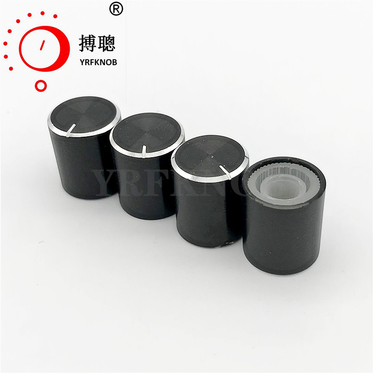 ��λ����ť��Ӱ���Ĳ�����õ�����ťñ��ɫ15*17������ť