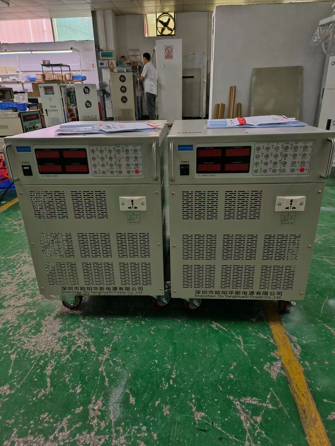 ŷ����˹10KVA�ɱ�̱�Ƶ��Դ�����ɶ���RS232ͨѶ����