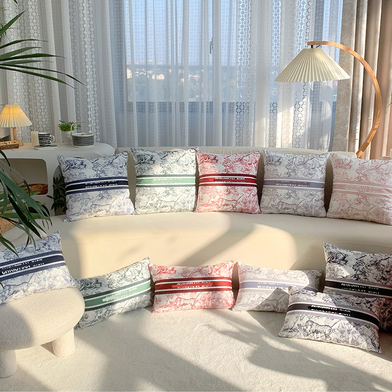 D Brand High Aesthetic Throw Pillows for Bed, Sofa, Lumbar Support, Living Room, Bedroom, Hotel Model Rooms, Modern French Style