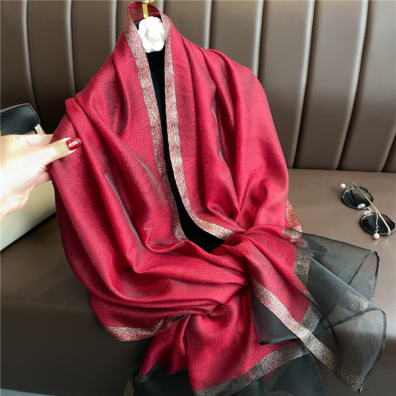 新しい韓国の長いタイプのガーゼの金糸のスパンコールのシルクのマフラーの純色の百合のシルクのスカーフの女性の春秋日よけのストールのバッチ|undefined