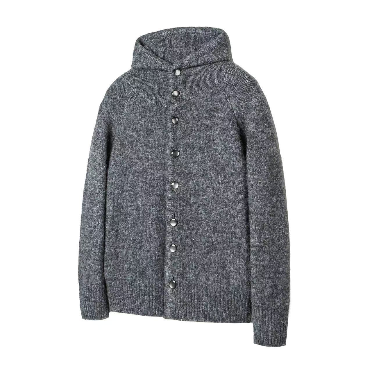 Explosiones transfronterizas de tamaño grande europeo con capuzas cardigan chaqueta suéter de punto botón de voleibol hombre fábrica de otoño y invierno al por mayor