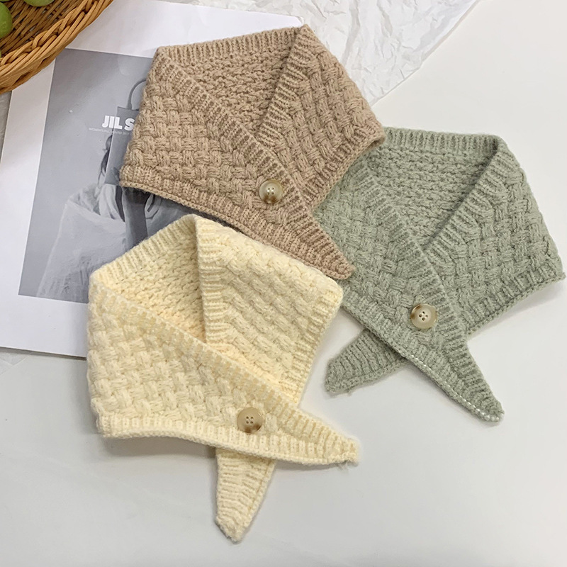Bufandas de otoño y invierno lindas escolares de lana caliente botón japonés coreano tejido corto de cuello de protección