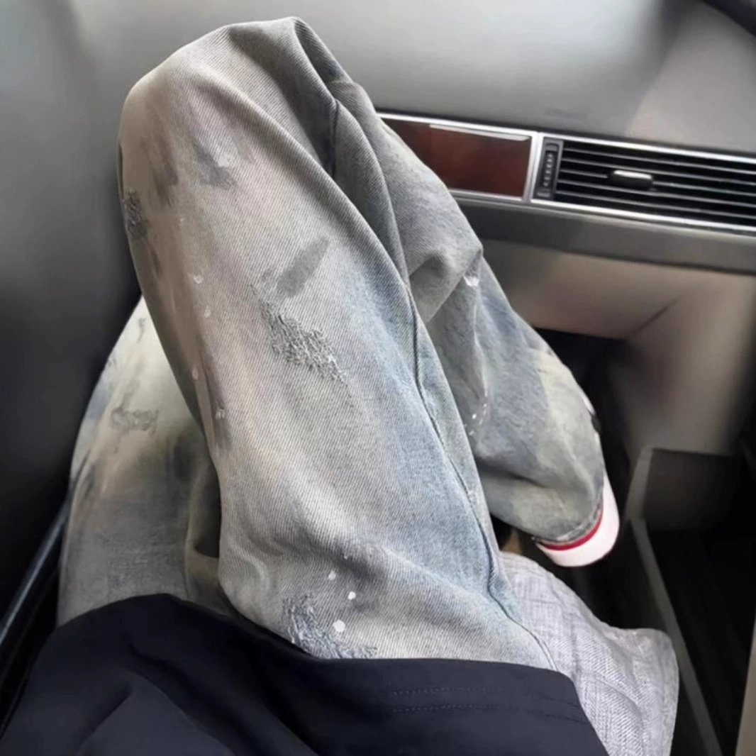 Американские высокие улицы, брызги чернил, свободные джинсы, мужские ранние осенние, чтобы носить чувство высокого уровня 2024 тонкие тонкие прямые брюки