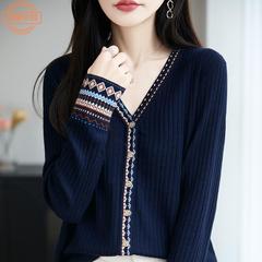 复古民族风提花针织开衫女春秋精纺细毛外套毛衣新款百搭小衫上衣