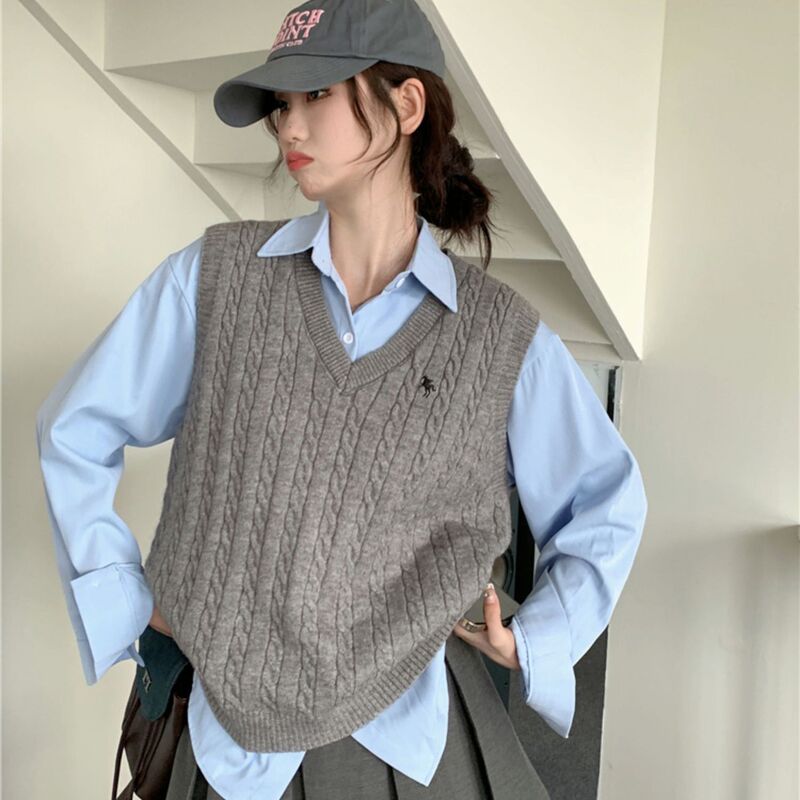 Gray V Neck Embroidered Knitted Vest for Women in Spring & Fall, Versatile Loose Layered Twist Sweater Vest for Small People
