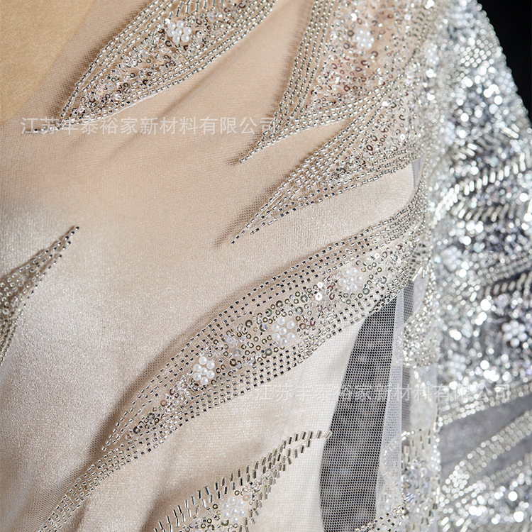 Tejido de malla bordado blanco sequinilla cuentas de clavado tridimensional perforación tela de malla bordada cuentas de flor tela de boda