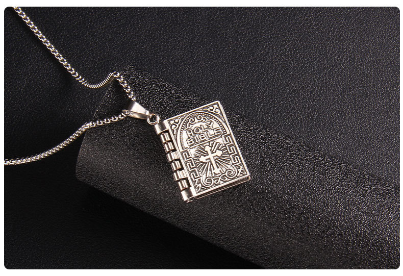 Commute Book 201 Stainless Steel Zinc Alloy Patchwork Unisex Pendant Necklace display picture 4