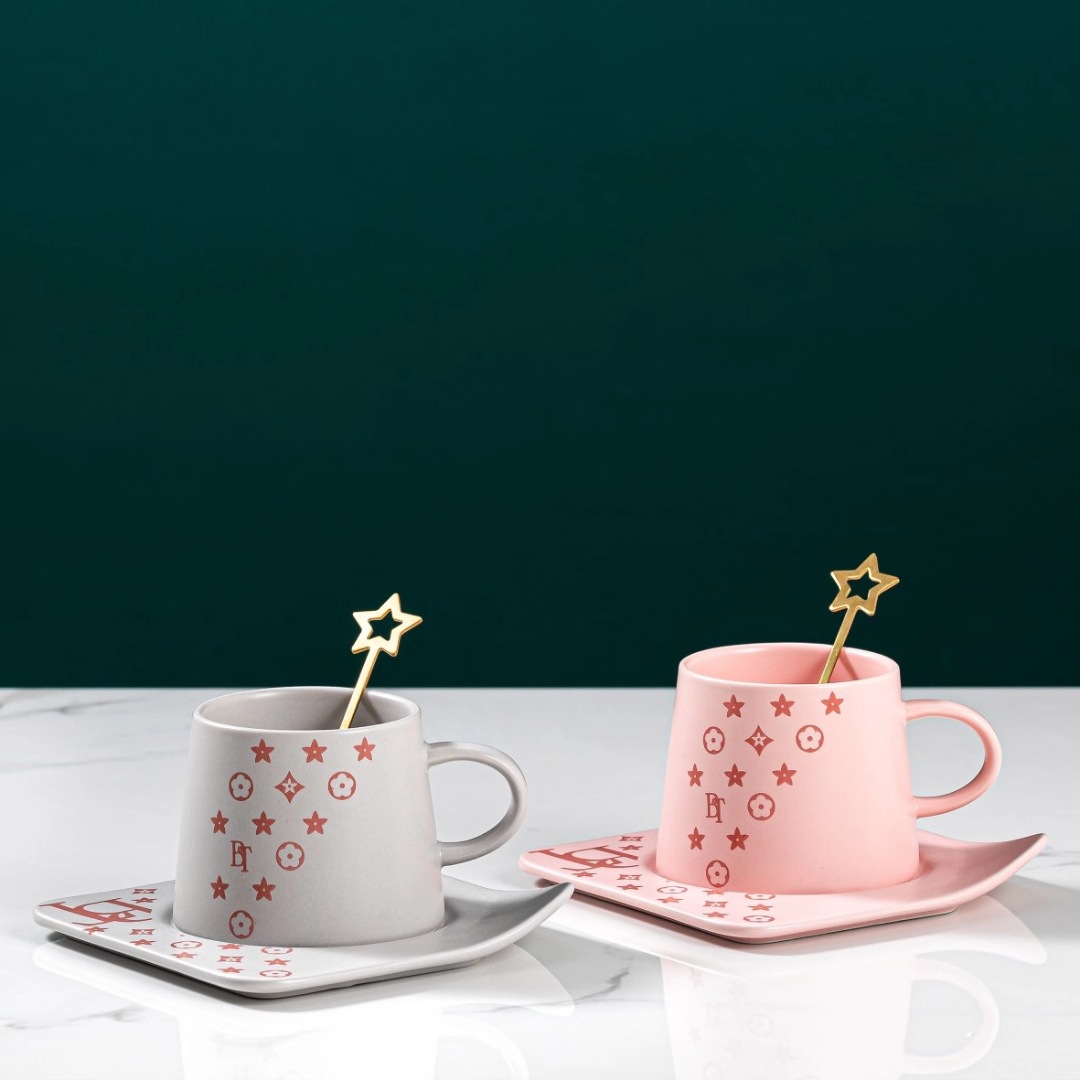 Personalidad creativa Estilo nórdico estrella taza y platillo traje combinación taza de café regalo tarde té taza cerámica taza de agua