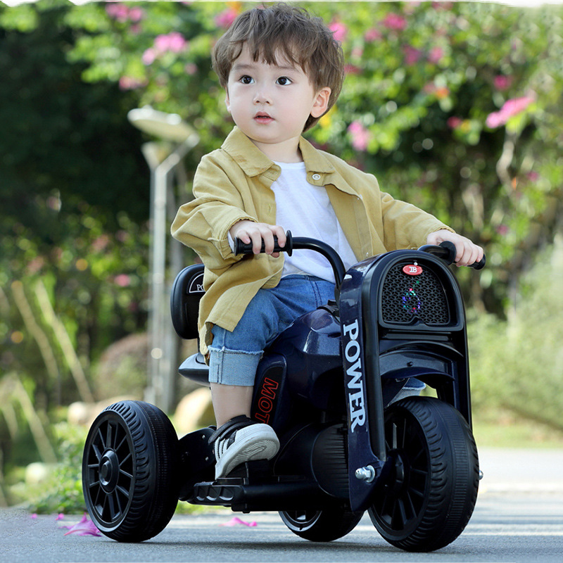 儿童电动摩托车男孩女孩宝宝充电遥控三轮车音乐灯光玩具童车赠品