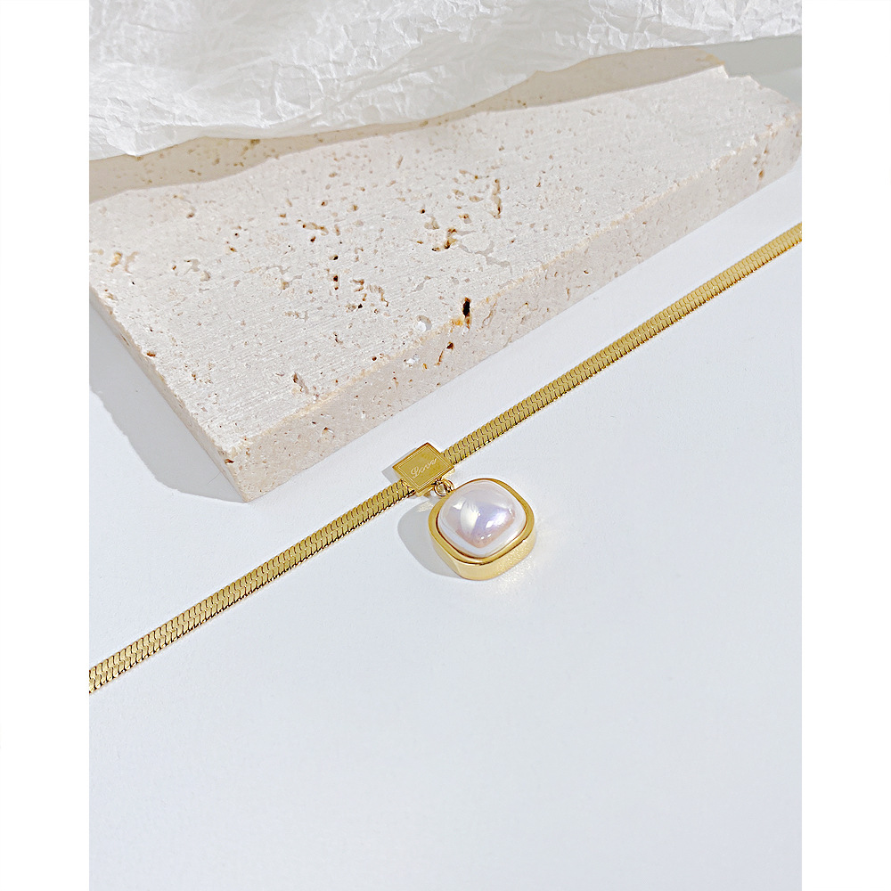 Fashion Geometric Stainless Steel Necklace Inlay Pearl Stainless Steel Necklaces