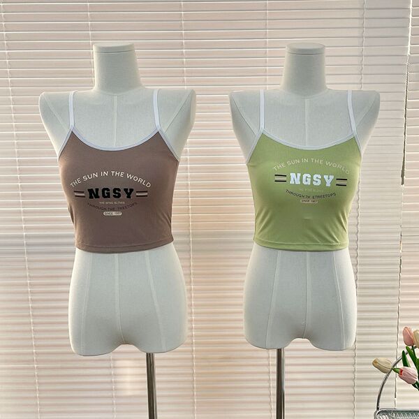 Comfortable top with cups with letters
