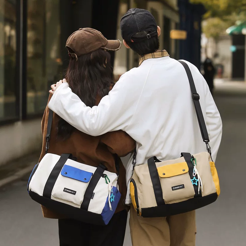 Travel bag, capacious sports one-shoulder bag for men and women, sports bag wet and dry separation, organizer bag