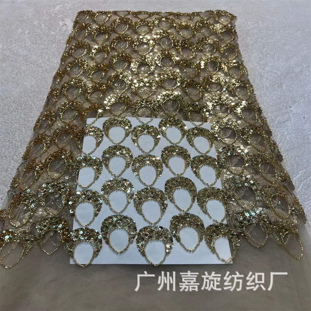 Lace cloth drop-shaped