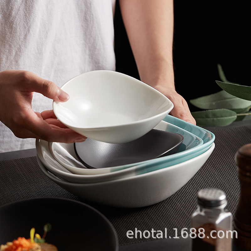 Yunhetang creative plating plate black western food plate hotel tableware pasta plate deep plate special-shaped white porcelain