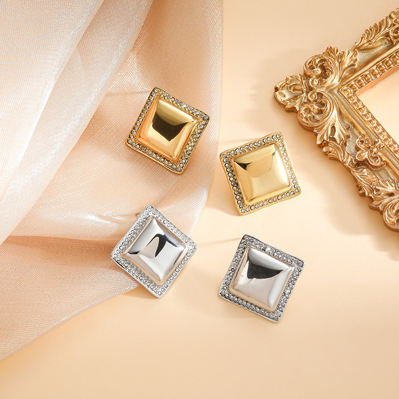 10g Weight Titanium Steel Ear Needle Material Ear Studs Classification 1 Pair Quantity Daily, Street Occasion Titanium Steel Material Geometric Pattern All Seasons Season Women's Gender Plating Design Retro, Commute Style 1 Pair Retro Commute Geometric Plating Titanium Steel Ear Studs 3