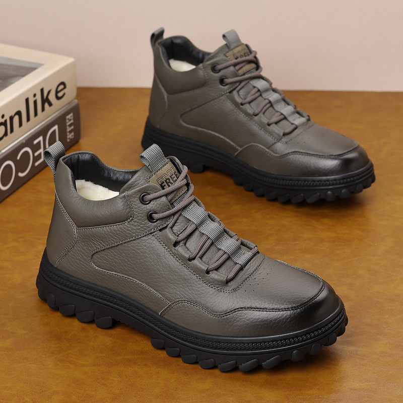 Capa superior de piel de vaca lana de invierno zapatos de algodón de hombre cuero más terciopelo calentamiento casual zapatos de hombre grosor botas de tamaño grande