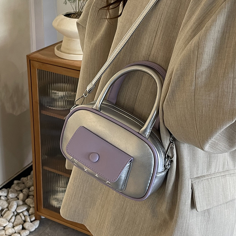 Trendy nicho con bolsos pequeños para mujer 2025 nuevo bolso de hombro de todo fósforo de color en contraste versión coreana del pequeño bolso cuadrado de mensajero de cercanías