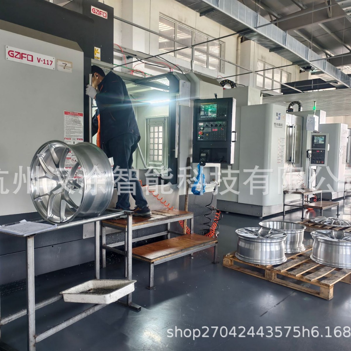 Dot-Certified Source Factory Produces 12,000 Tons of Forged Wheel Hubs for Toyota, Audi, and Romeo, with 20 Years of Export Experience
