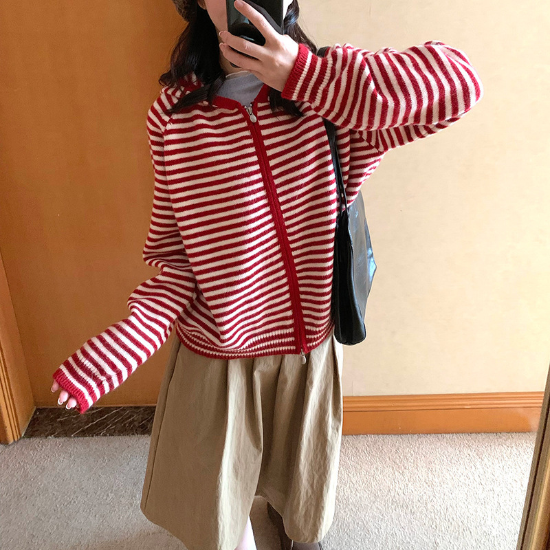 韩系红色条纹连帽针织开衫女早秋软糯短款外套外搭设计感帽衫上衣|undefined