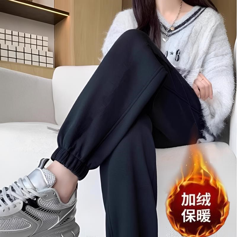 솔리드 컬러 레깅스와 벨벳 블랙 팬츠