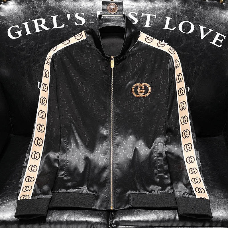 Ropa de hombre europea 2025 primavera y otoño nueva luz de lujo bordado cuello alto tops moda juvenil casual tops Top