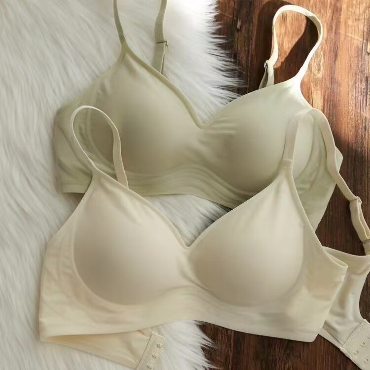 Japanese Milk Silk Seamless Wireless Bra for Women, Push-Up, Reduces Appearance of Large Bust, 3D Soft Support Sleep Bra, Thin Style