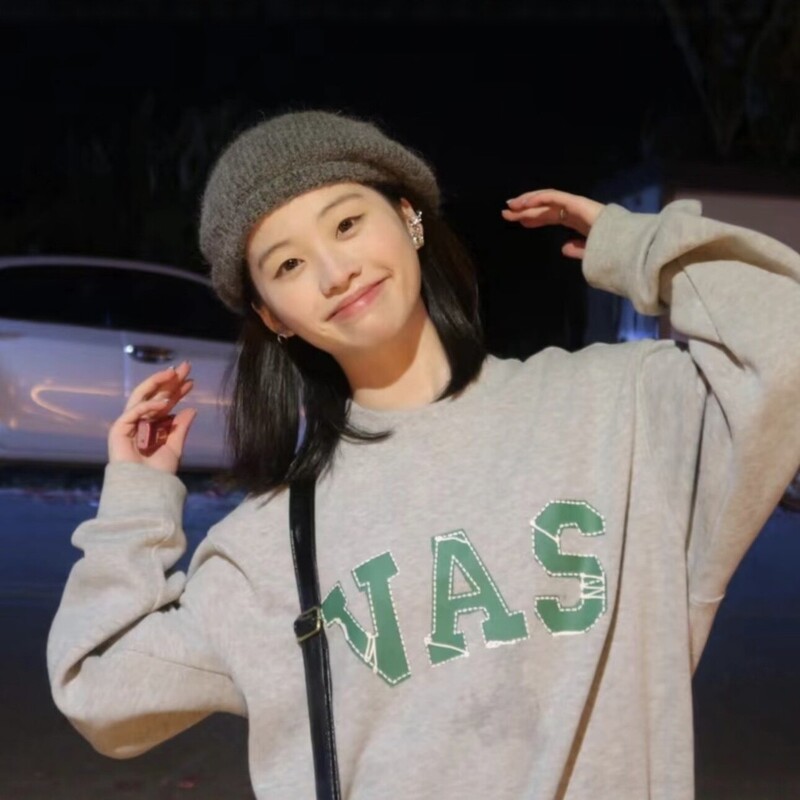Gray Vas Letter Embroidered Sweatshirt for Women, Loose Fit, Spring and Autumn Style, Versatile Casual Top, Student Korean Style Trendy Jacket Gray Vas Letter Embroidered Sweatshirt for Women, Loose Fit, Spring and Autumn Style, Versatile Casual Top, Student Korean Style Trendy Jacket