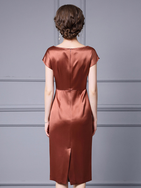 Zhili Noble Women's Popularity: Pleated Waist Wrap Shoulder Sleeve Texture Acetic Acid Dress, Summer 2024 New Edition
