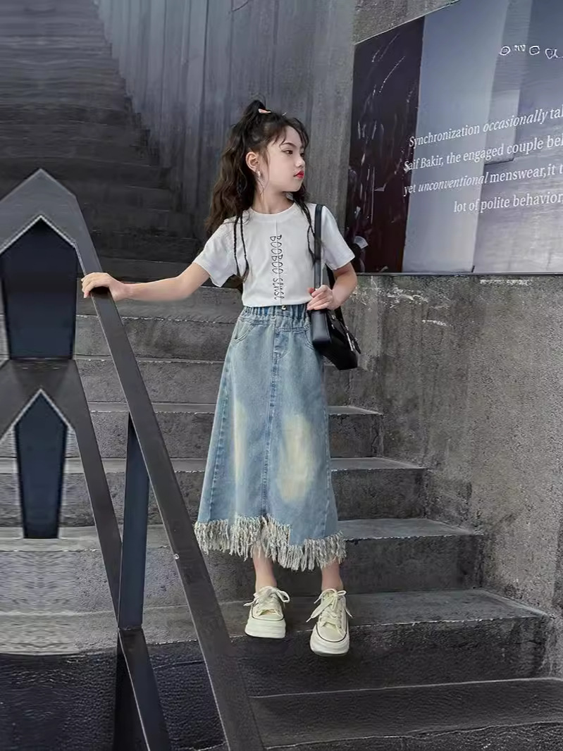 Denim skirt