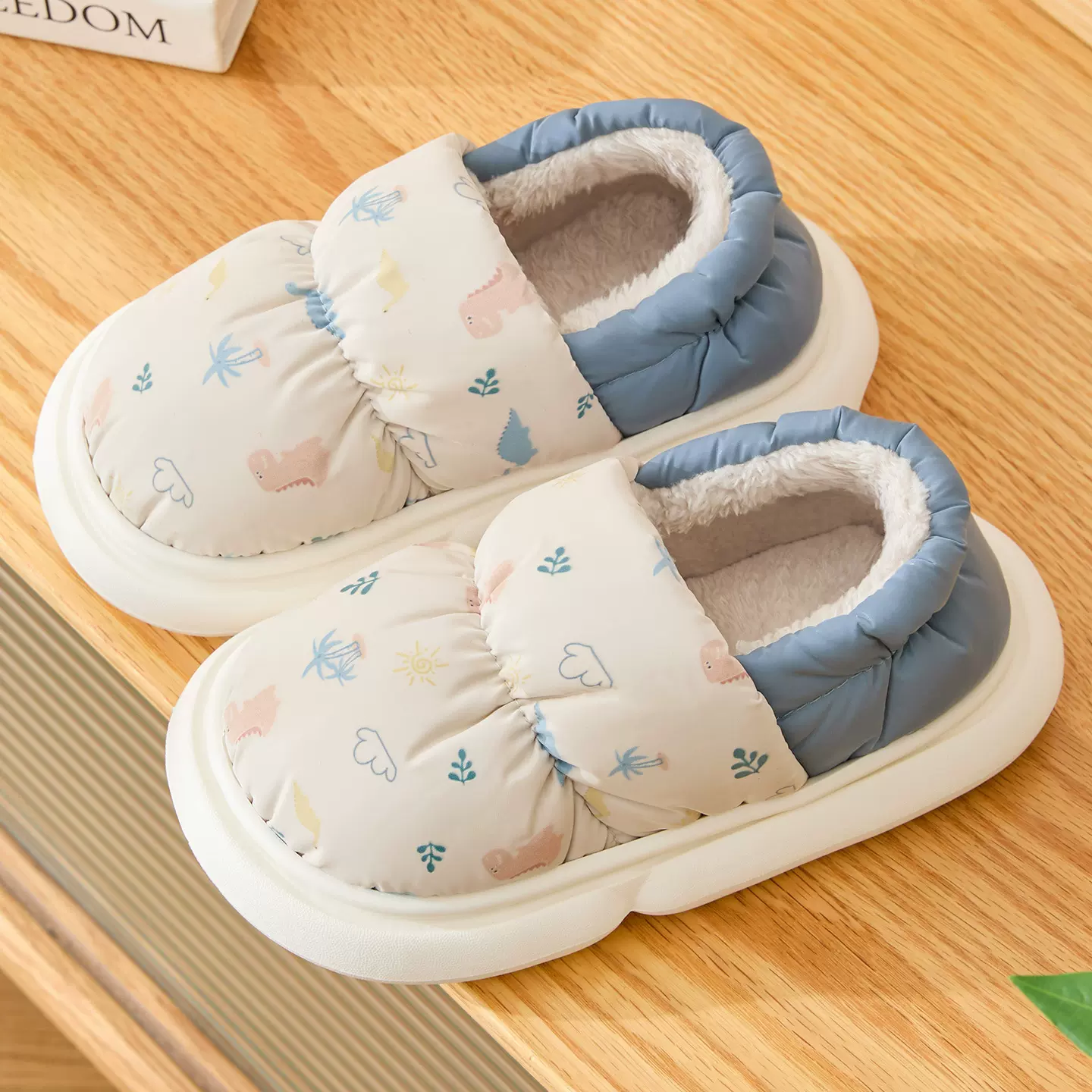 儿童棉拖鞋女童秋冬季2025新款室内家居保暖卡通中大童毛毛棉鞋男