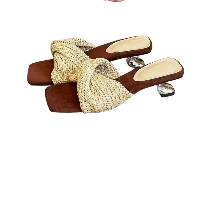 Cabeza cuadrada trenzada zapatillas de tacón alto zapatos de hadas vacaciones de verano con falda de zapatillas de tacón alto zapatillas de estilo francés