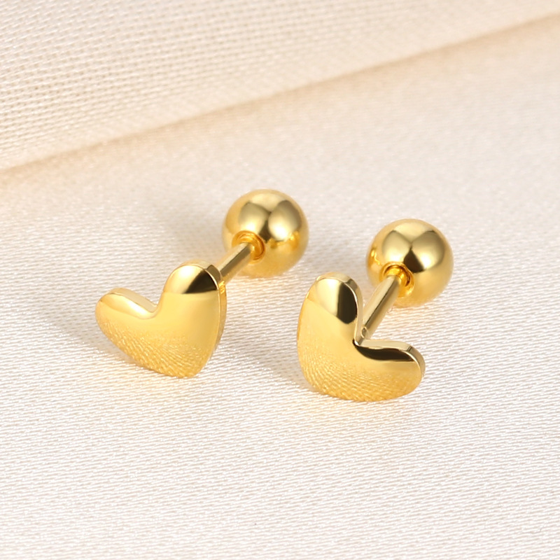 1 Pair Classic Style Commute Heart Shape Sterling Silver Ear Studs display picture 7