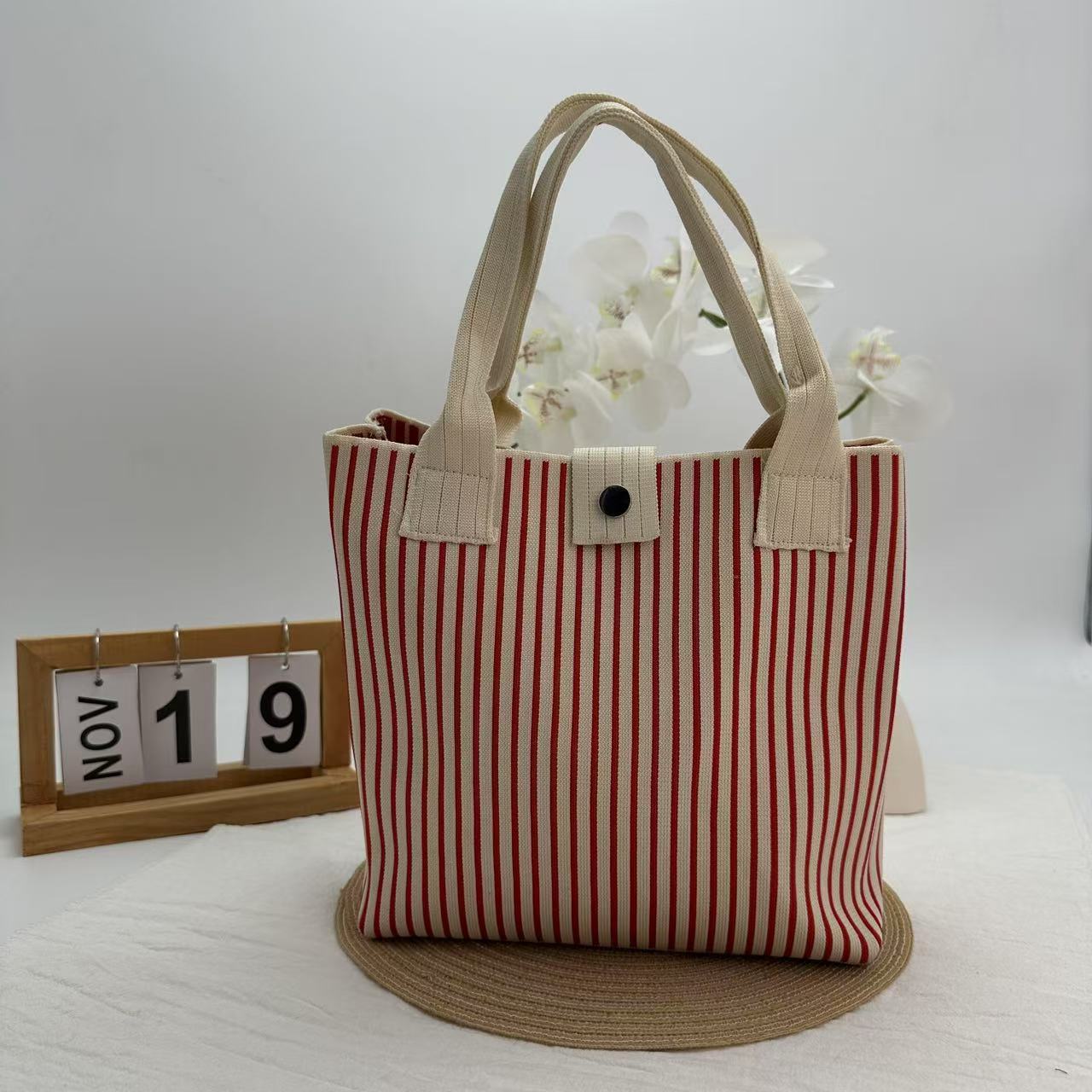Houndstooth Knit Structured Large Capacity Square Handbag 2